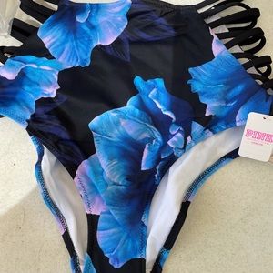 Pink swimsuit bottom Small